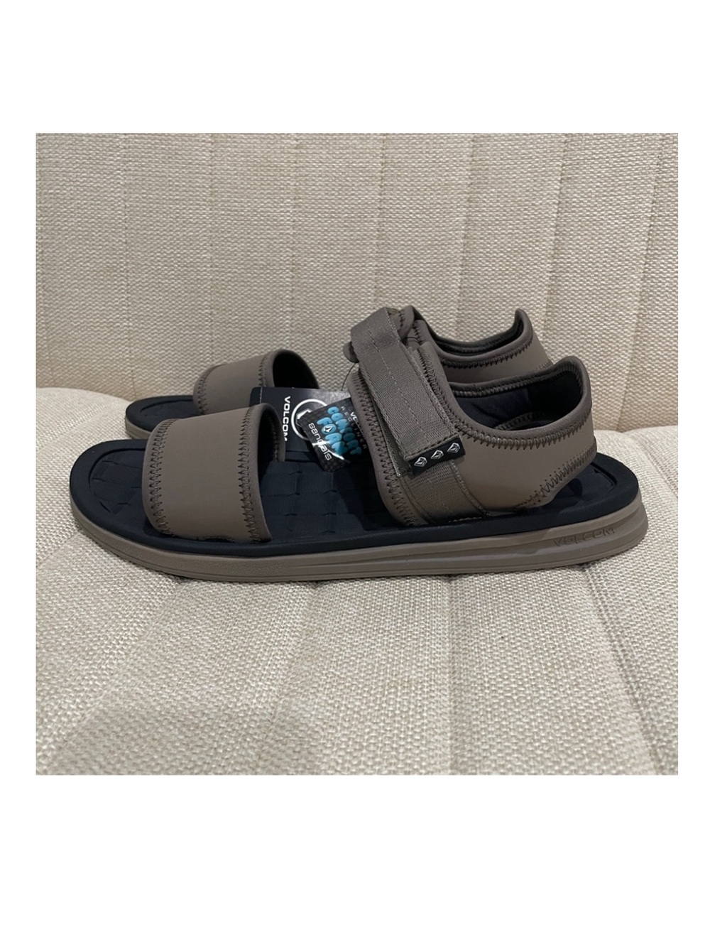 NEW Volcom V.CO Draft Sport Sandals Mens‎ 11 Khaki Black V0812300 Comfort Foam